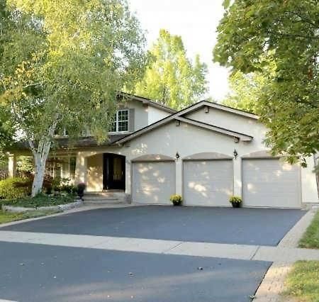 Quiet And Comfortable Homestay Oakville Exterior photo